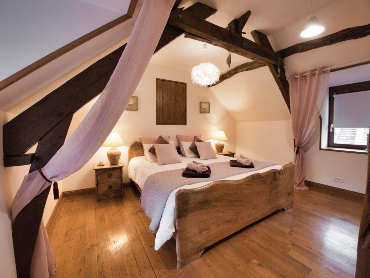 Le Clos De La Musardise - De Charme Avec Piscine Chauffee Holiday home