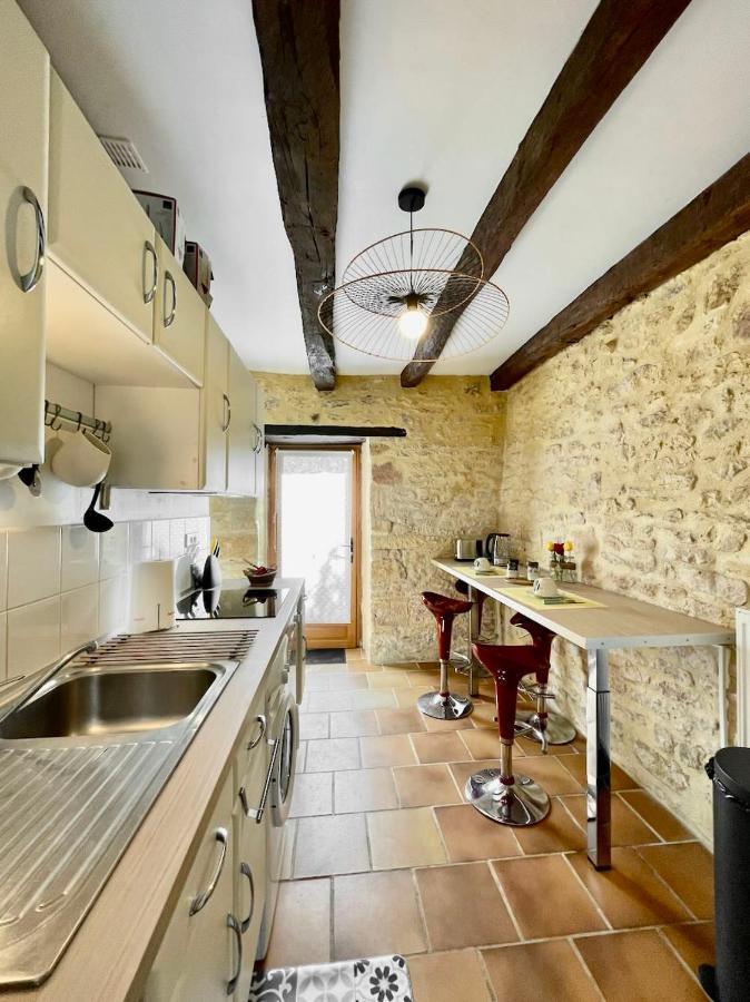 Le Clos De La Musardise - De Charme Avec Piscine Chauffee Holiday home