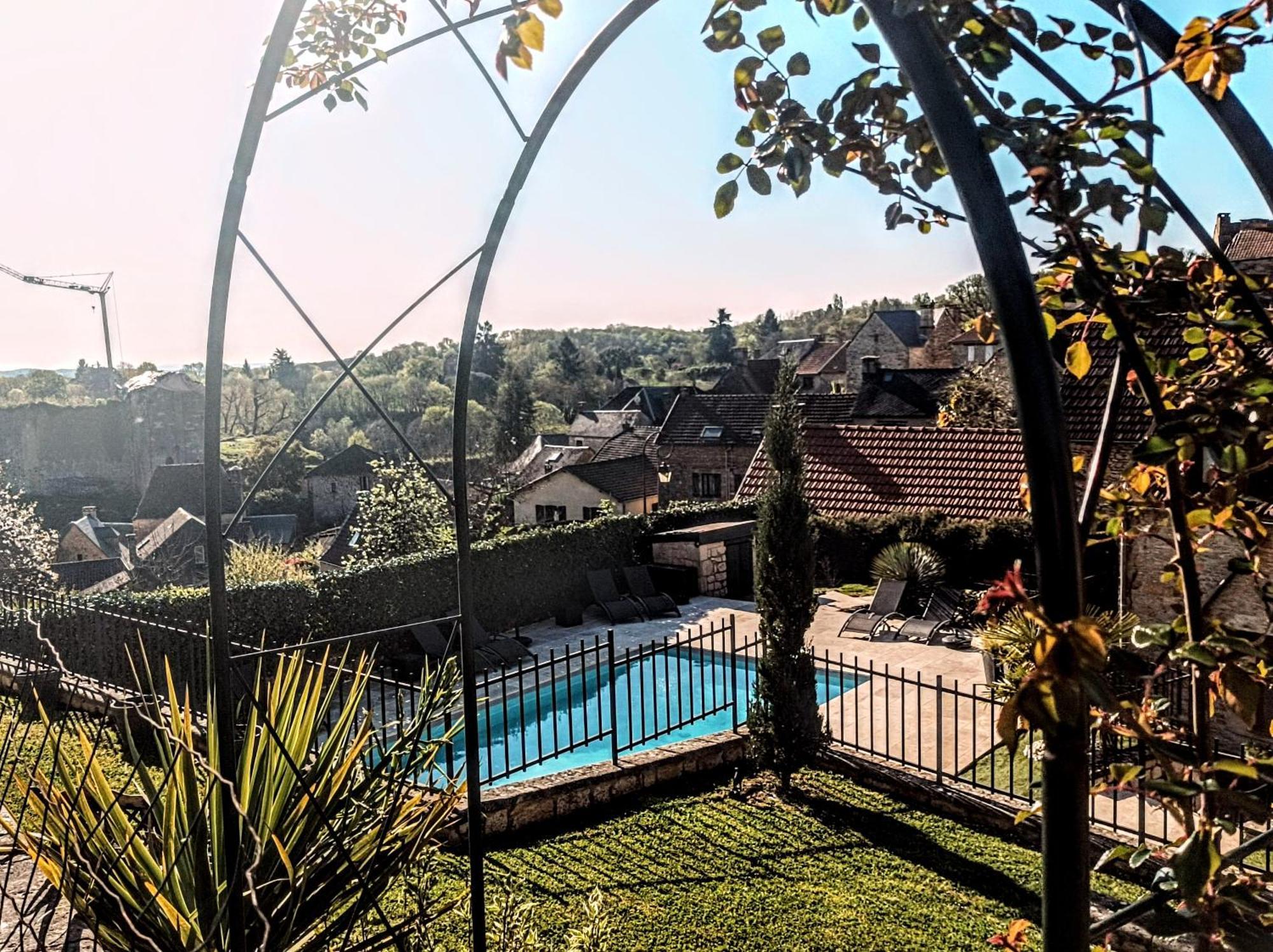 Holiday home Le Clos De La Musardise - De Charme Avec Piscine Chauffee Salignac Eyvigues